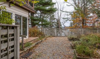 71 Bay View Dr, Bar Harbor, ME 04609