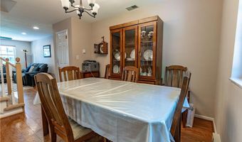 2442 Lisa Ln, Allentown, PA 18104