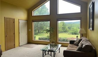 1426 CR 921, Alpena, AR 72611