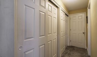1000 Ivy Ln, Ashland, OR 97520