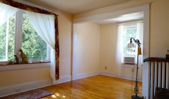 42 Thirteenth St, Bangor, ME 04401