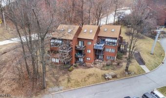 4 Winter Park Dr 4, Alloway, NJ 07462