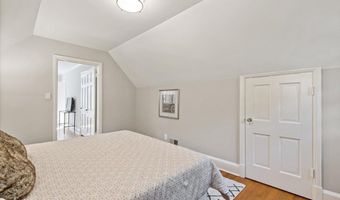 5013 WORTHINGTON Dr, Bethesda, MD 20816