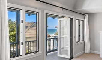2340 Rue Des Chateaux, Carlsbad, CA 92008