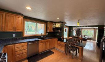 1917 SANDALWOOD Rd, Abrams, WI 54101