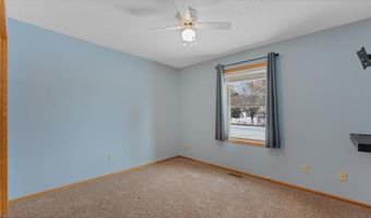 1502 Armstrong Cir NW, Alexandria, MN 56308