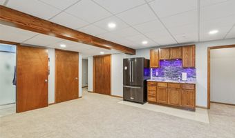 2012 Country Cove Ln, Altoona, IA 50009