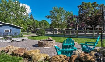 102 Ross Gdn NW, Alexandria, MN 56308