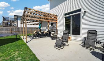 1404 Timberview Dr, Adel, IA 50003