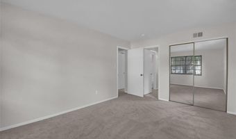 128 Shadalane Unit # A Walk, Ballwin, MO 63011