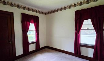 212 E 5th St, Albert Lea, MN 56007