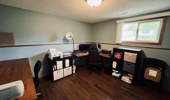 2207 SE 13th Ave, Aberdeen, SD 57401