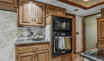 7104 NW 32nd St, Bethany, OK 73008