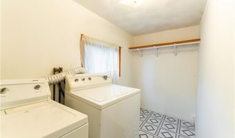 1122 Pawtucket Ave, East Providence, RI 02916