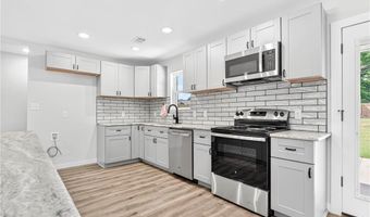 1204 D St, Barling, AR 72923