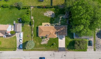 2627 W HEATHER Ave, Appleton, WI 54914