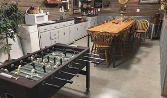 313 E 3rd St, Arthur, IA 51431