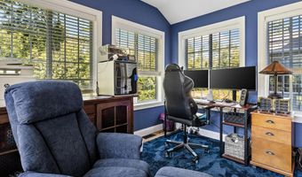 244 Villager Rd, Chester, NH 03036