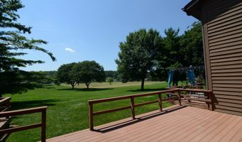 9925 Amanda Ln, Algonquin, IL 60102