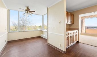 1000 Urlin Ave 520, Columbus, OH 43212