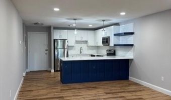75 Oaklawn Ave 75-319, Cranston, RI 02920