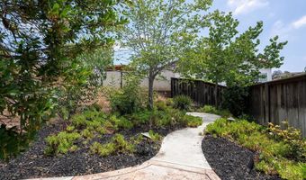 3950 Murray Hill Rd, La Mesa, CA 91941
