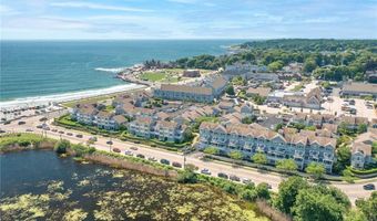 20 Narragansett Ave 306, Narragansett, RI 02882