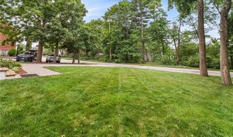 20 Wheelock Ave, Cranston, RI 02920