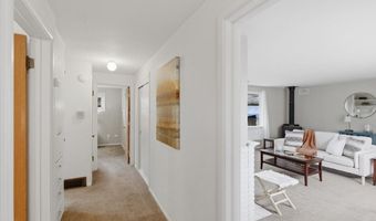 3630 CIRCLE Dr, Albany, OR 97322