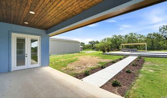 731 County Road 356, Adkins, TX 78101