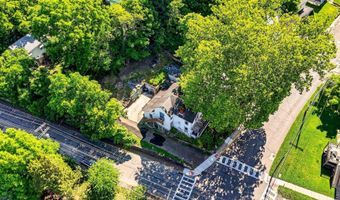 210 W State St, Athens, OH 45701