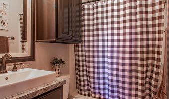 1005 Buffalo Ct, Abernathy, TX 79311