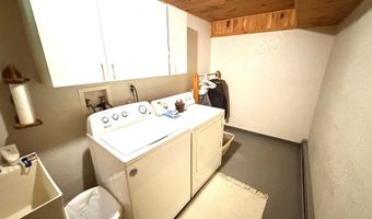 5912 5 Mile Pt Rd, Allouez, MI 49805