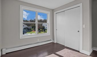 5 Katherine Dr, Johnston, RI 02919