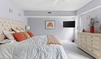 1100 Ocean Dr 208, Avalon, NJ 08202