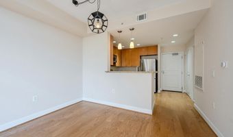 3650 S GLEBE Rd 460, Arlington, VA 22202