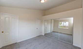 1747 Eardley Ave, Santa Rosa, CA 95401