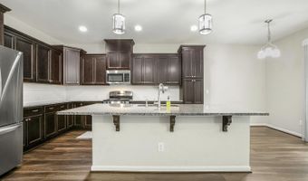 1005 Lathrop Ln, Apex, NC 27523