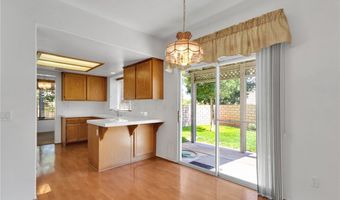 11238 Bunker Cir, Apple Valley, CA 92308