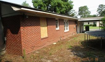 814 Cleveland Ave, Adel, GA 31620