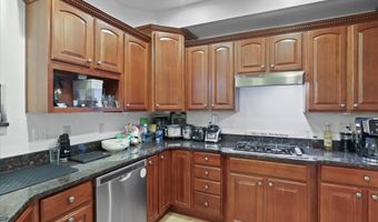 7124 HUNTLEY CREEK Pl 76A, Alexandria, VA 22306