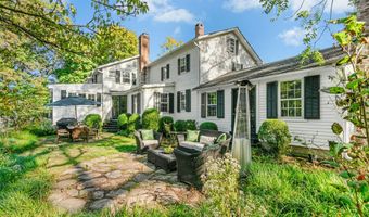 561 Middlesex Rd, Darien, CT 06820