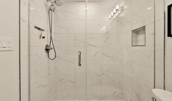 1519 K St SE 101, Washington, DC 20003