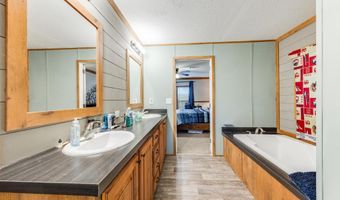 6224 Old River Rd, Baker, FL 32531