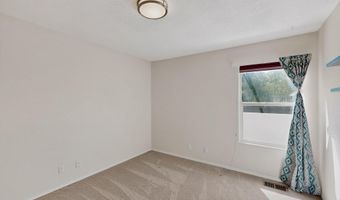 916 LOS PADRES Pl SE, Albuquerque, NM 87123