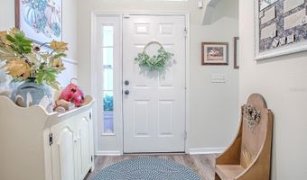 926 DEKLEVA Dr, Apopka, FL 32712