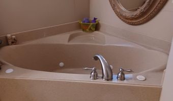 8268 BARTLETT GAP Dr, Bartlett, TN 38133