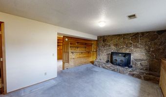 2153 W 42nd St, Casper, WY 82604
