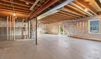 2141 Magenta Ln, Algonquin, IL 60102
