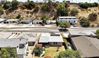 6020 Streamview Dr, La Mesa, CA 92115